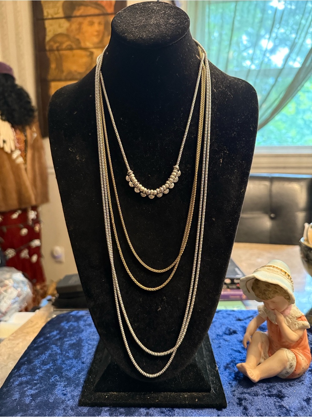 Vintage 90s lucky brand, gold and silver tone staggered length necklace